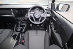 2024 Mazda BT-50 XT