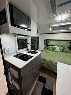 2024 Legend Trackline 15' Off-Road - $104 990 Special Offer $99 990