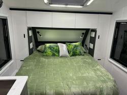 2024 Legend Trackline 15' Off-Road - $104 990 Special Offer $99 990