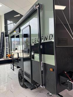 2025 Legend Trackline 15' Off-Road - $104 990
