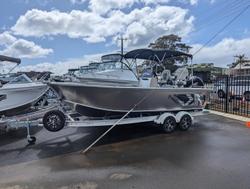 Quintrex 570 Renegade CC