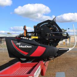 0 MacDon D140 Rigid Draper 40Ft Front Black