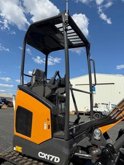 CASE CE Cx17d Mini Excavator, Trailer And Buckets
