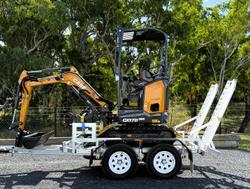 CASE CE Cx17d Mini Excavator, Trailer And Buckets