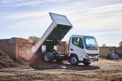 2025 Fuso Canter 615 Tipper WHITE