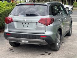 2024 Suzuki Vitara LY Series II Galactic Grey