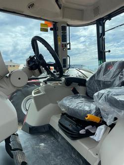 Massey Ferguson
5711 S