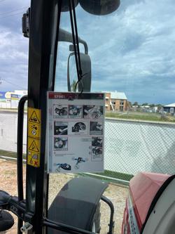 Massey Ferguson
5711 S