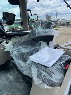 Massey Ferguson 8.S 205