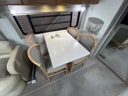 2007 Winnebago Classic 4094Sl