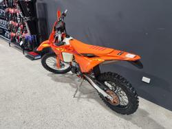 2025 KTM 500 EXC-F Six Days EXC-F Orange