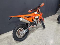 2025 KTM 500 EXC-F Six Days EXC-F Orange