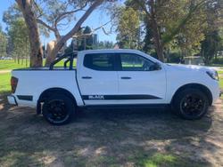 2024 Nissan Navara Black Edition