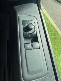 2023 Ford
                Transit Custom Trend 320L