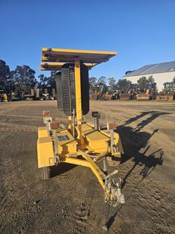 2015 Bartco Portable Traffic Lights Yellow