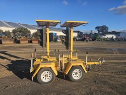 2015 Bartco Portable Traffic Lights Yellow