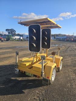 2015 Bartco Portable Traffic Lights Yellow