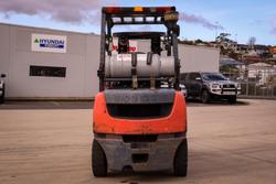 2011 Toyota 32-8Fg25