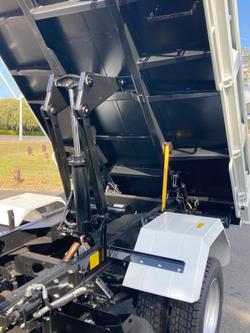 2025 Fuso Canter 815 Tipper White