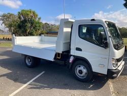 2025 Fuso Canter 815 Tipper White