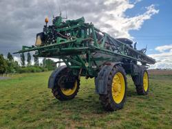 2014 John Deere R4045 Green