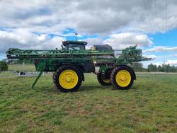 2014 John Deere R4045 Green
