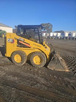 2022 Caterpillar 216B3 Yellow