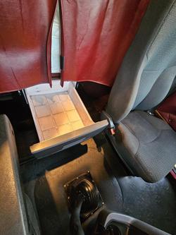 2011 Mack Superliner White