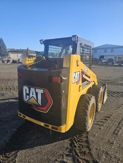 2022 Caterpillar 216B3 Yellow