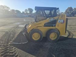 2022 Caterpillar 216B3 Yellow