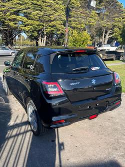 2024 Suzuki Swift Hybrid Plus UZ Super Black