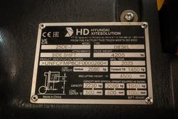 0 Hyundai 25De-7