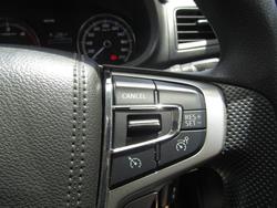 2023 Mitsubishi
Triton GLX