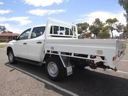 2023 Mitsubishi
                Triton GLX