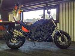 2022 Benelli 502C 502C Blue