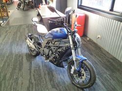 2022 Benelli 502C 502C Blue