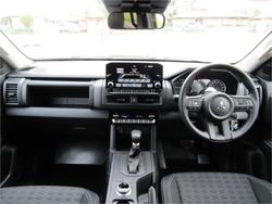 2024 Mitsubishi
Triton GLX+