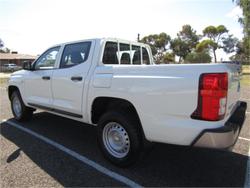 2024 Mitsubishi
Triton GLX
