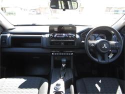2024 Mitsubishi
Triton GLX