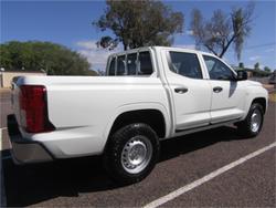 2024 Mitsubishi
Triton GLX