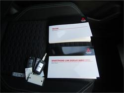 2024 Mitsubishi
Triton GLX+