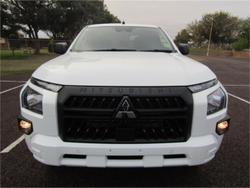2024 Mitsubishi
Triton GLX+
