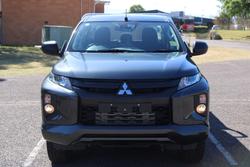 2023 Mitsubishi
Triton GLX