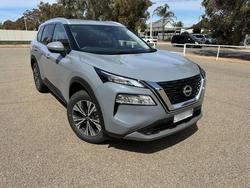 2024 Nissan
                X-TRAIL ST-L