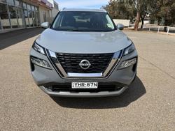 2024 Nissan
X-TRAIL ST-L