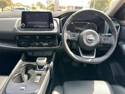 2024 Nissan
X-TRAIL ST-L