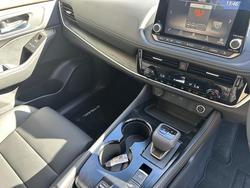 2024 Nissan X-TRAIL ST-L