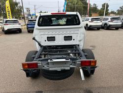 2024 Nissan
Navara SL