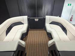 2024 Manitou Explore 22 Max Switchback