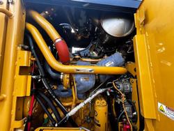 2014 Caterpillar 140M2 Yellow